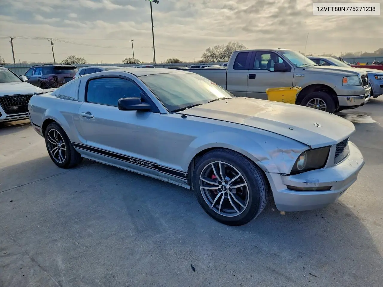 1ZVFT80N775271238 2007 Ford Mustang