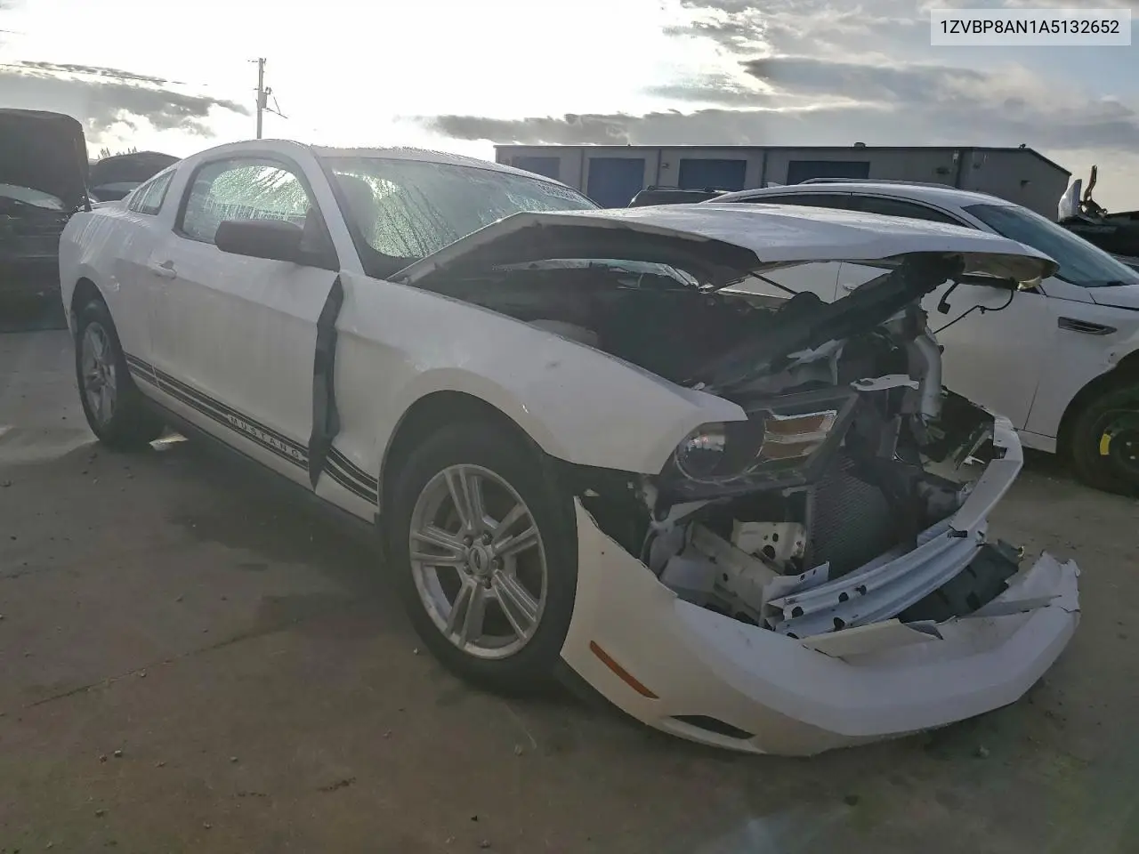 1ZVBP8AN1A5132652 2010 Ford Mustang