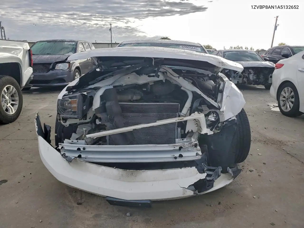 1ZVBP8AN1A5132652 2010 Ford Mustang