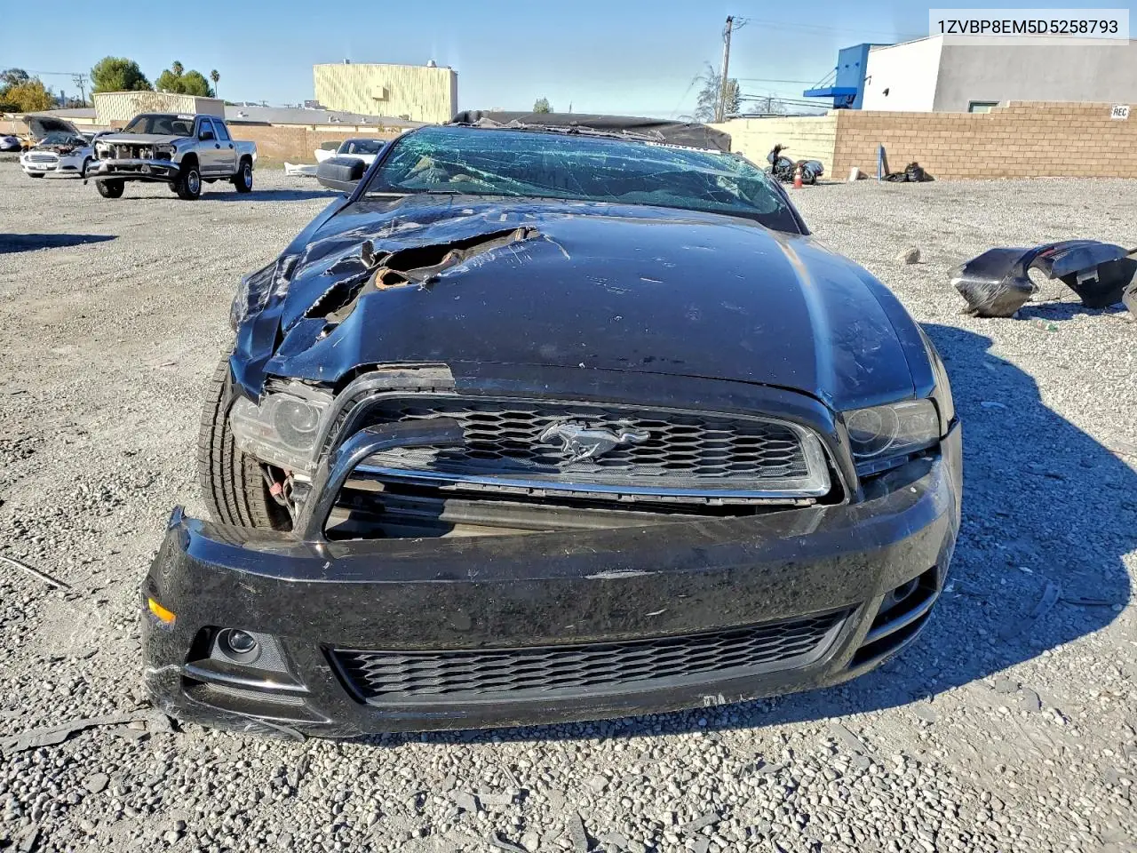 1ZVBP8EM5D5258793 2013 Ford Mustang
