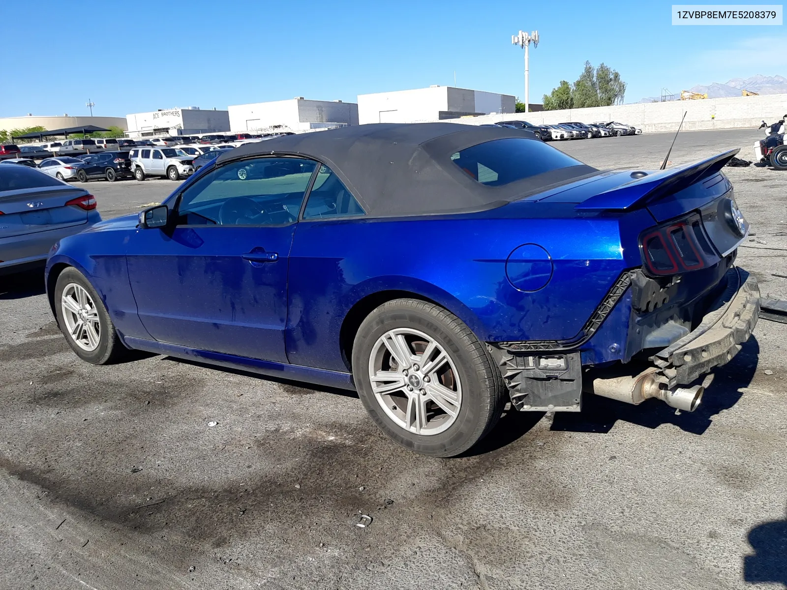 1ZVBP8EM7E5208379 2014 Ford Mustang