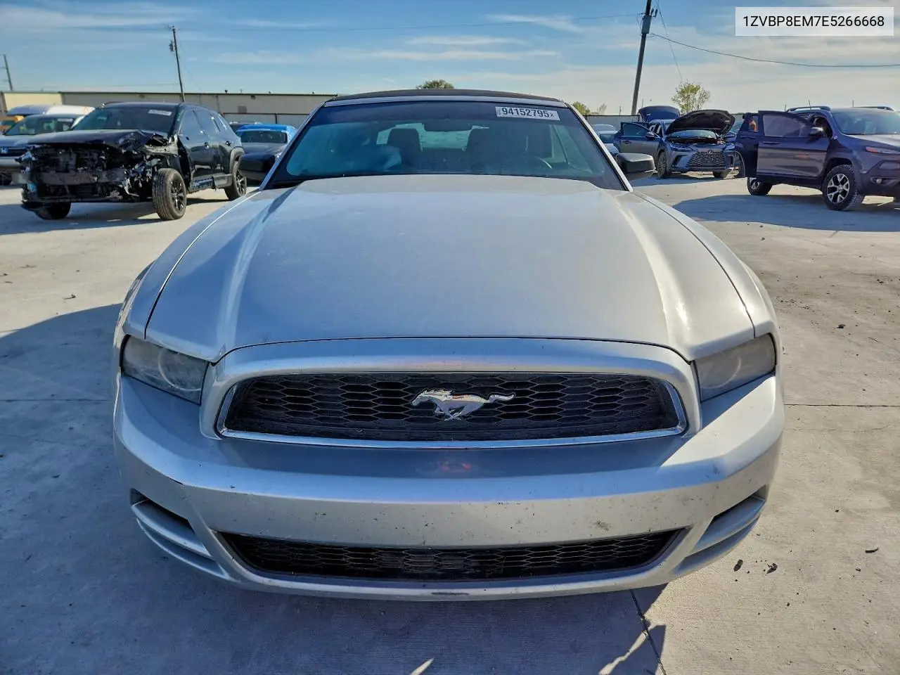 1ZVBP8EM7E5266668 2014 Ford Mustang