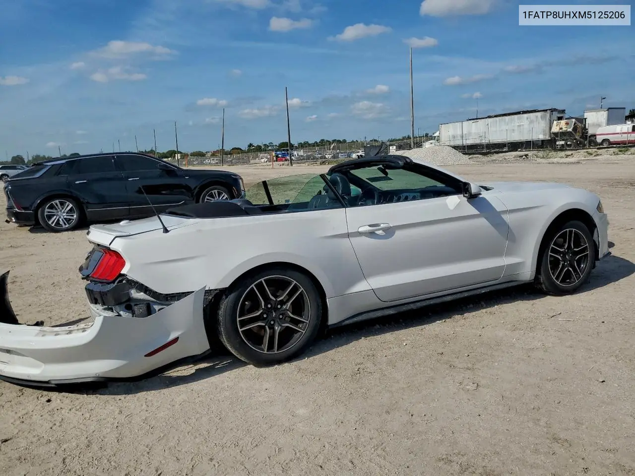 1FATP8UHXM5125206 2021 Ford Mustang