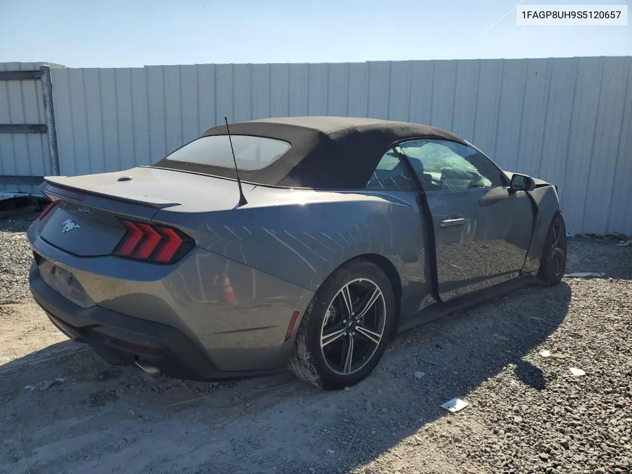 1FAGP8UH9S5120657 2025 Ford Mustang