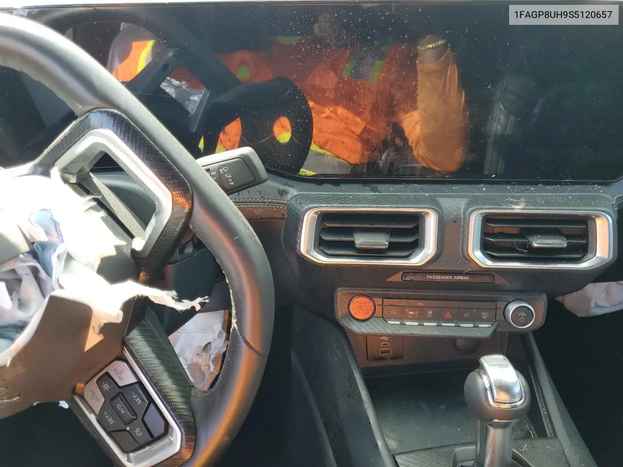 1FAGP8UH9S5120657 2025 Ford Mustang