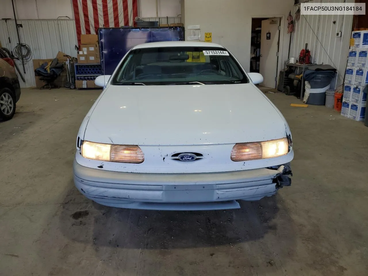 1992 Ford Taurus L VIN: 1FACP50U3NG184184 Lot: 57153144