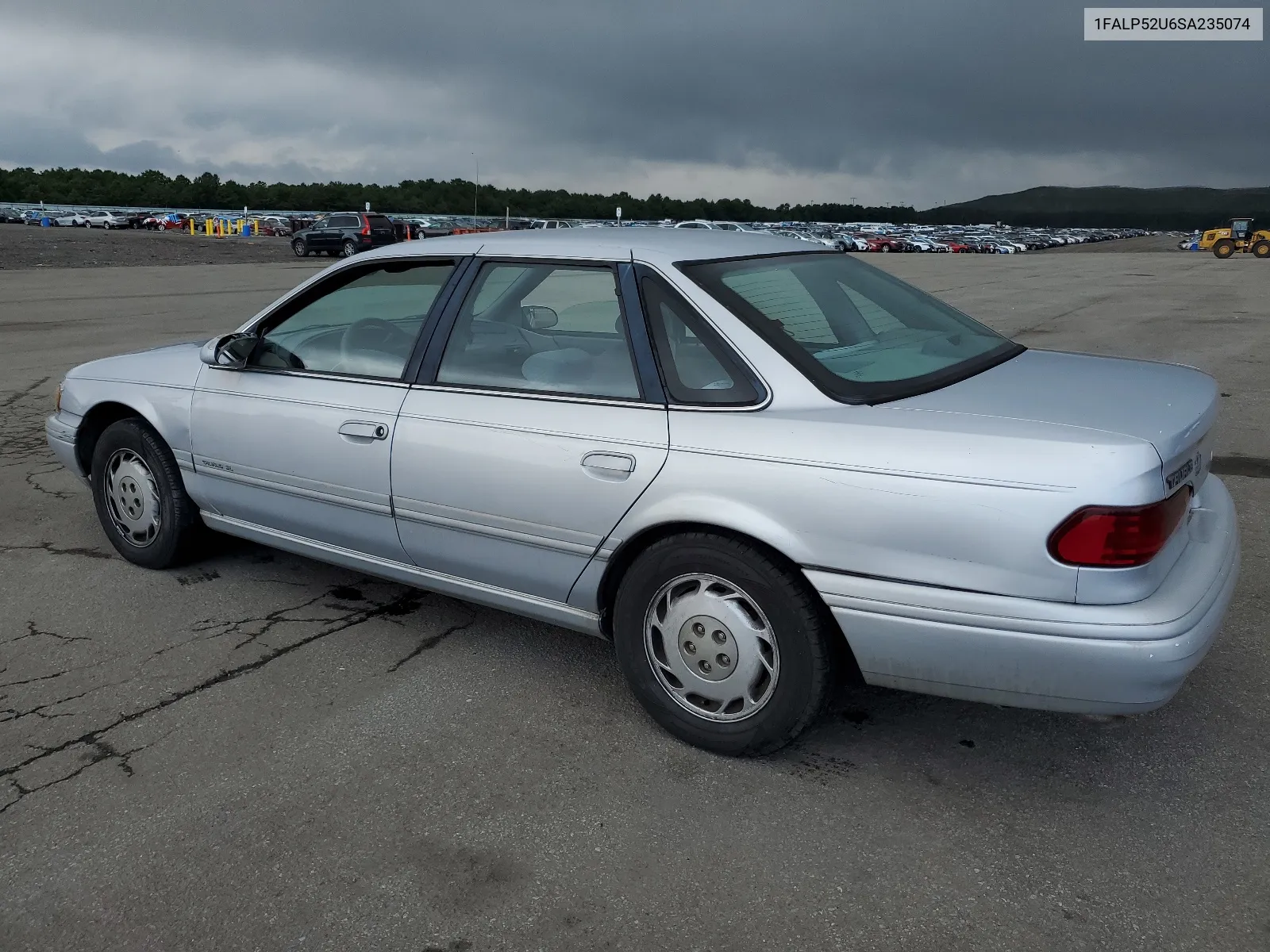 1995 Ford Taurus Gl VIN: 1FALP52U6SA235074 Lot: 64299374