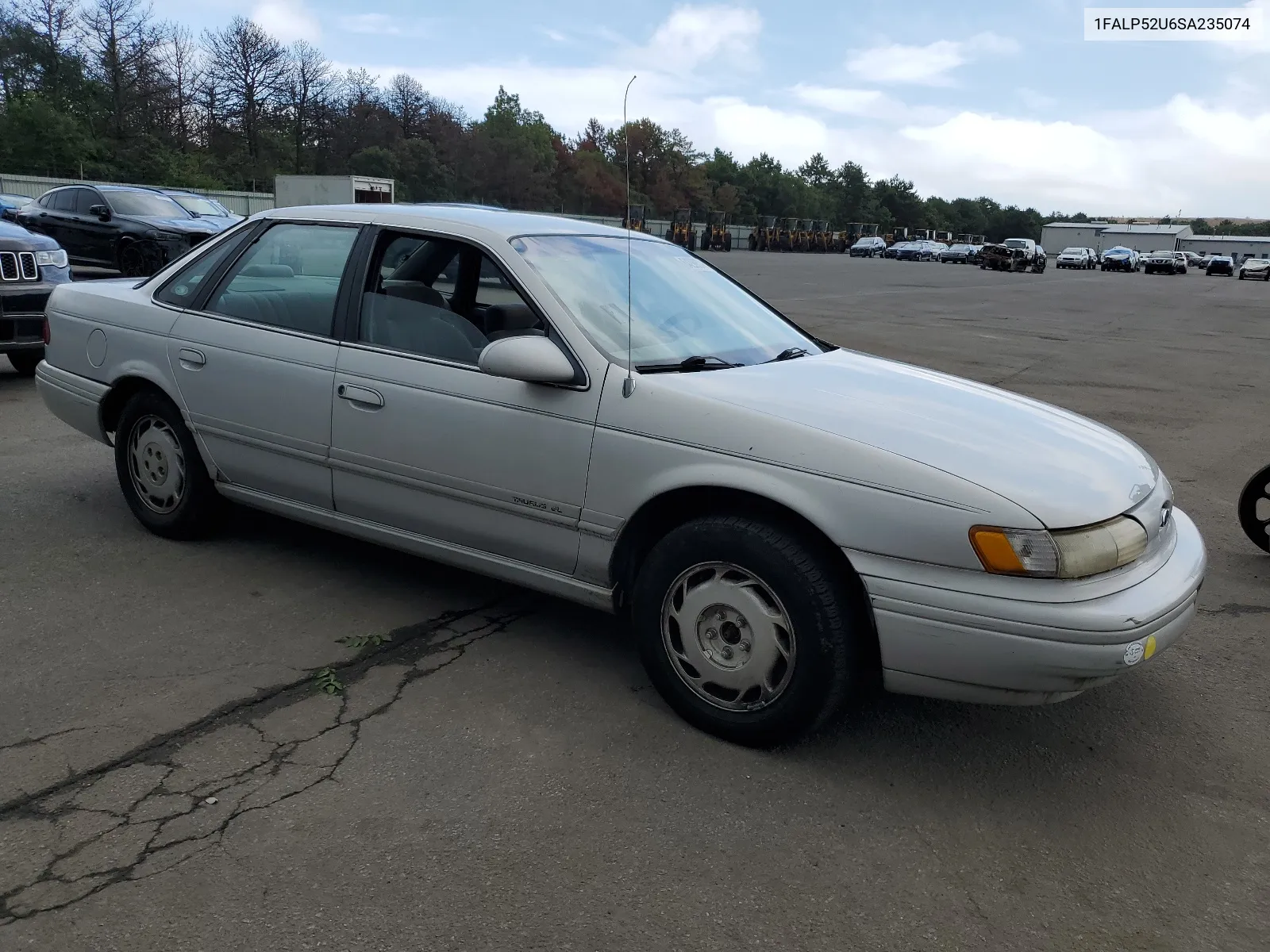 1995 Ford Taurus Gl VIN: 1FALP52U6SA235074 Lot: 64299374