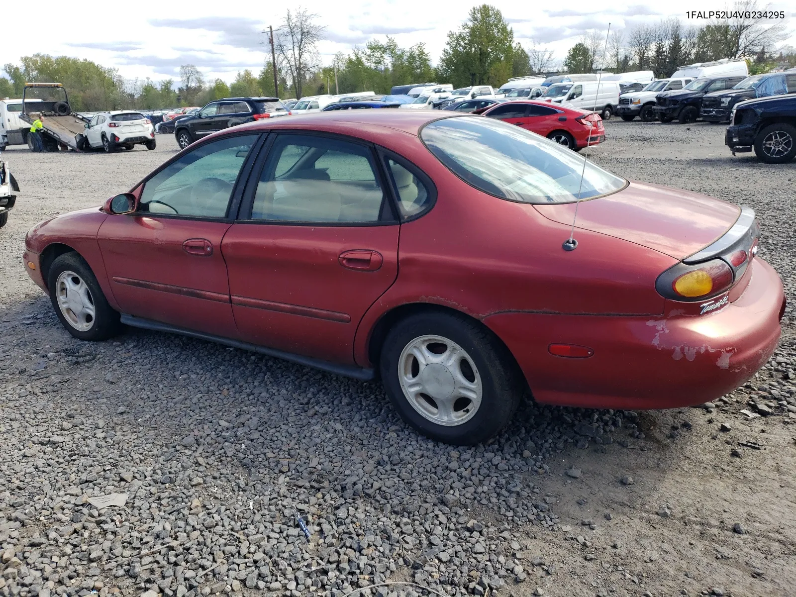 1997 Ford Taurus Gl VIN: 1FALP52U4VG234295 Lot: 51112714