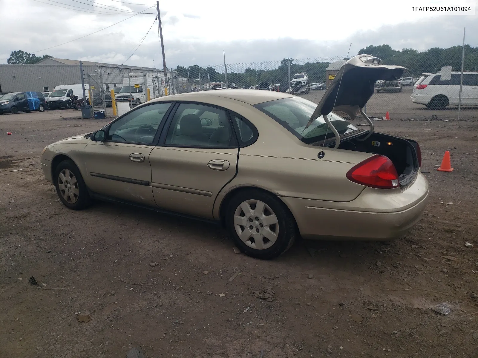 2001 Ford Taurus Lx VIN: 1FAFP52U61A101094 Lot: 65638324