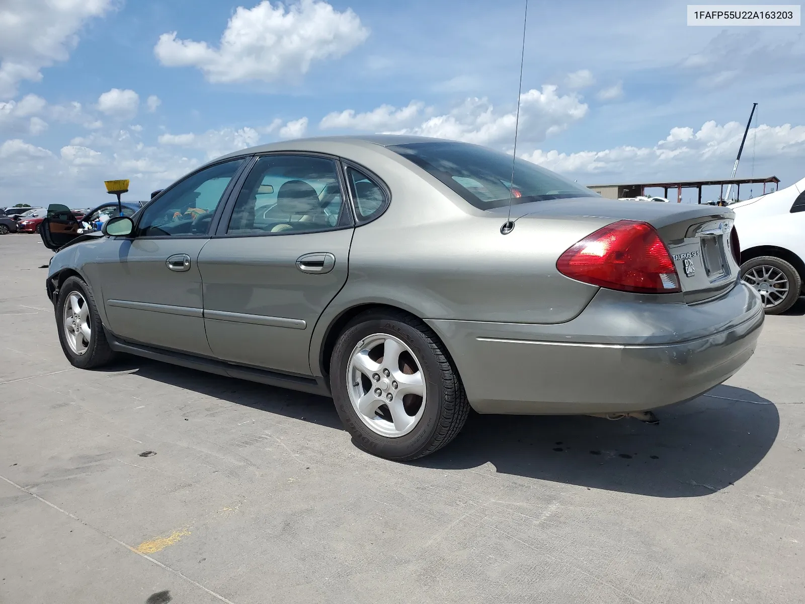 2002 Ford Taurus Ses VIN: 1FAFP55U22A163203 Lot: 60937834