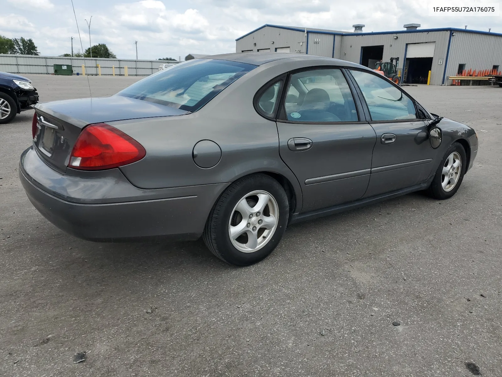 2002 Ford Taurus Ses VIN: 1FAFP55U72A176075 Lot: 63274774