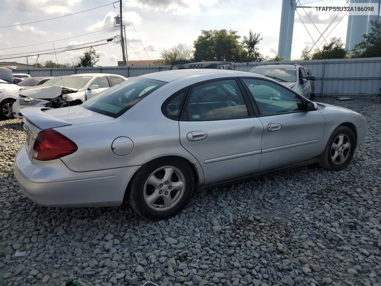 2002 Ford Taurus Ses VIN: 1FAFP55U32A186098 Lot: 71188704