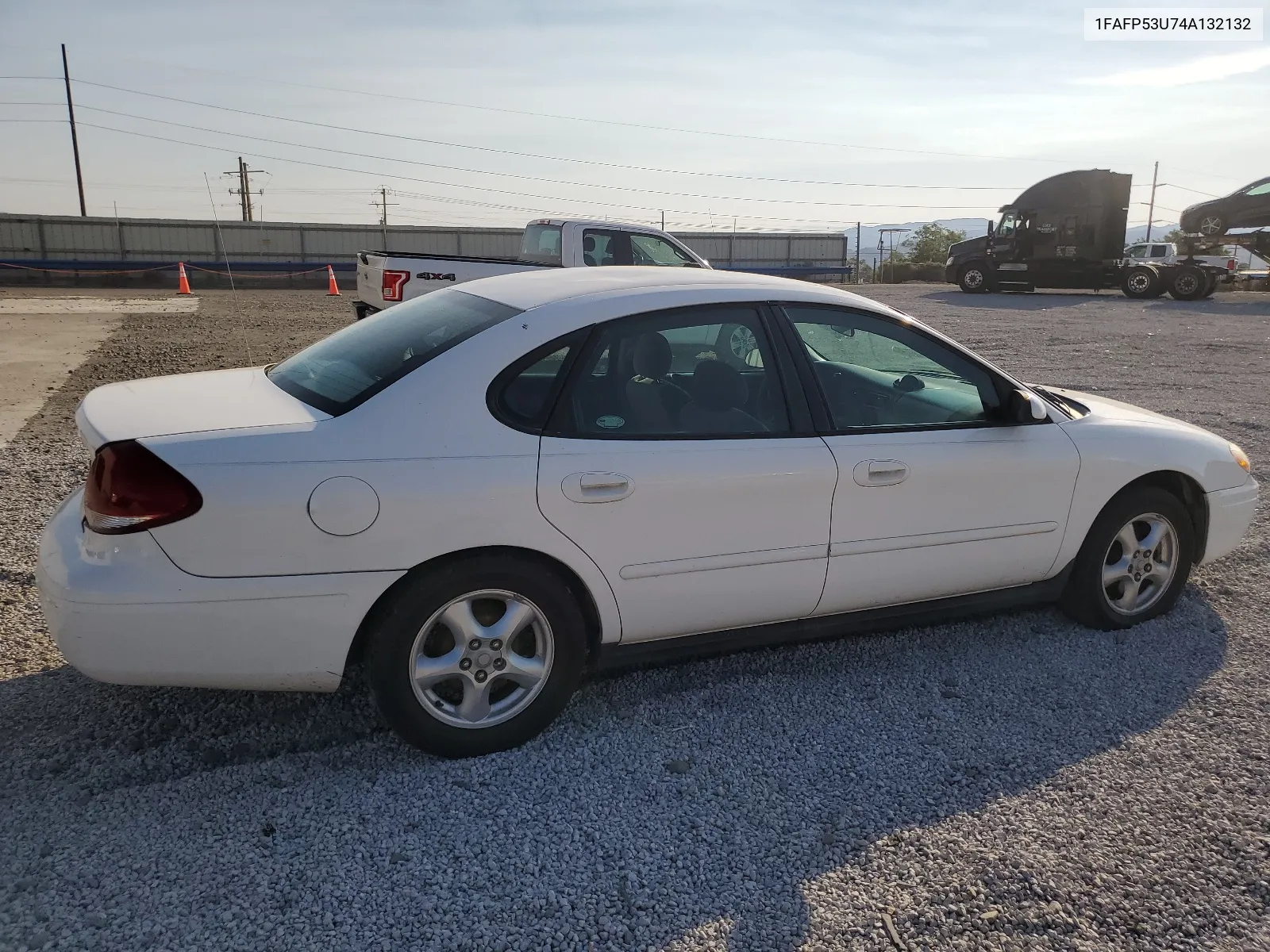 2004 Ford Taurus Se VIN: 1FAFP53U74A132132 Lot: 64296514