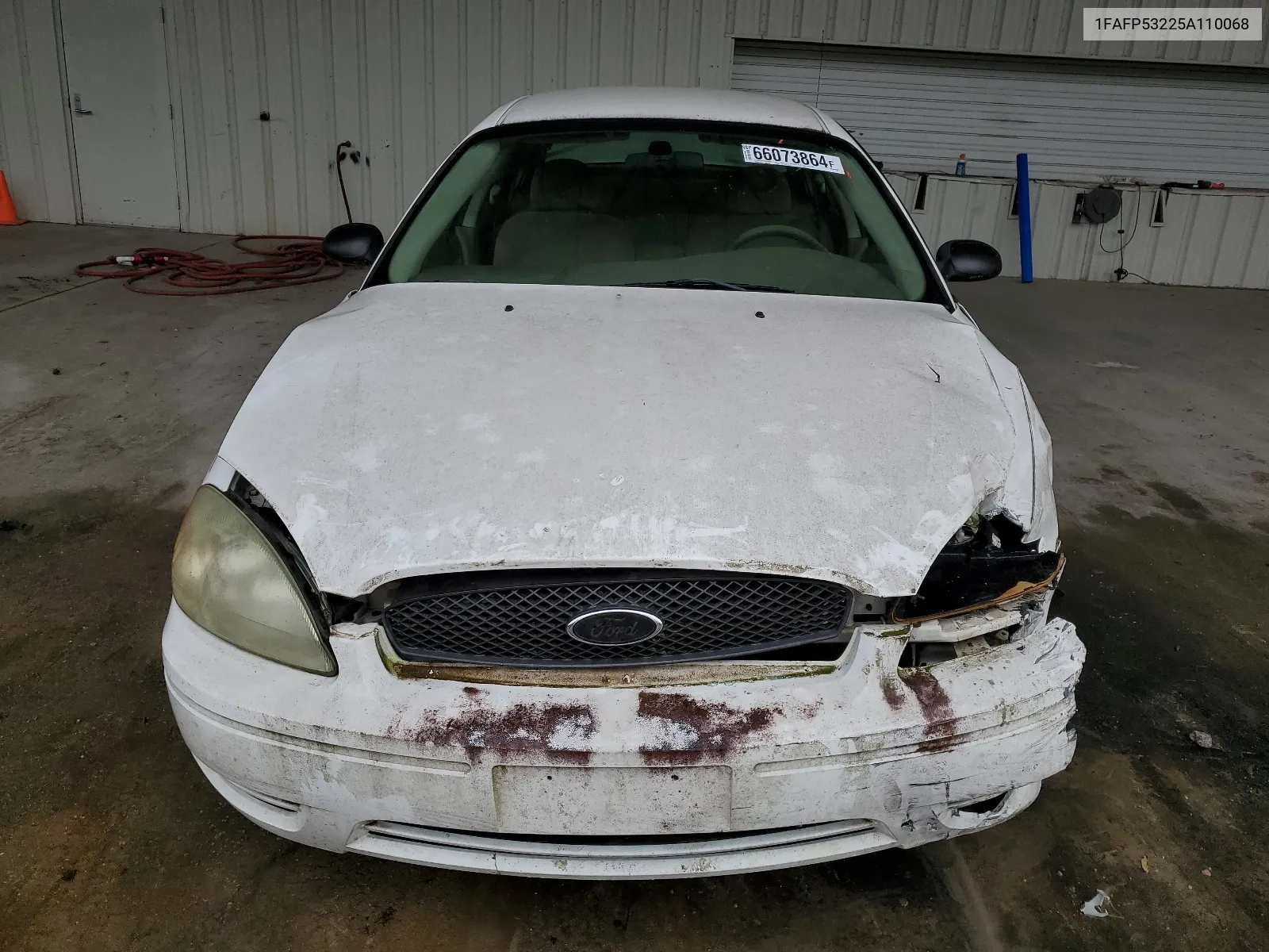 2005 Ford Taurus Se VIN: 1FAFP53225A110068 Lot: 66073864