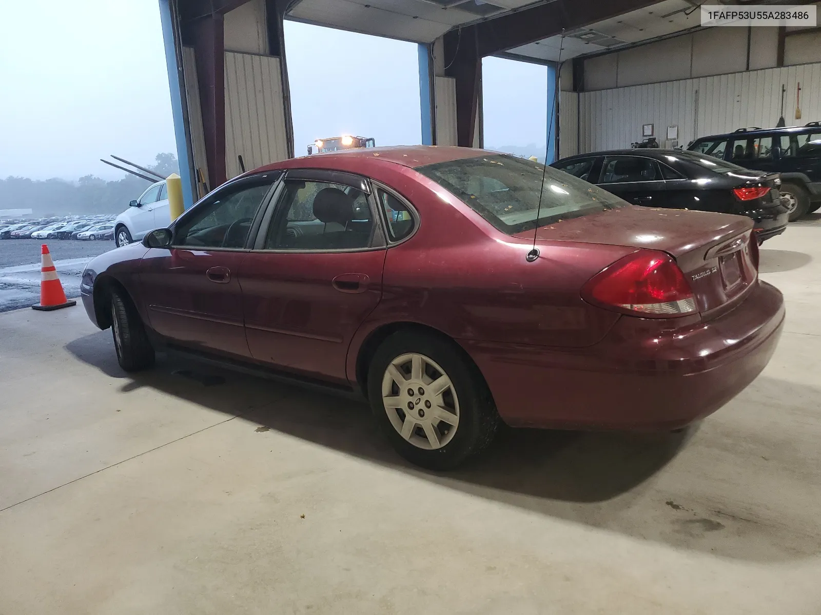 2005 Ford Taurus Se VIN: 1FAFP53U55A283486 Lot: 66140644