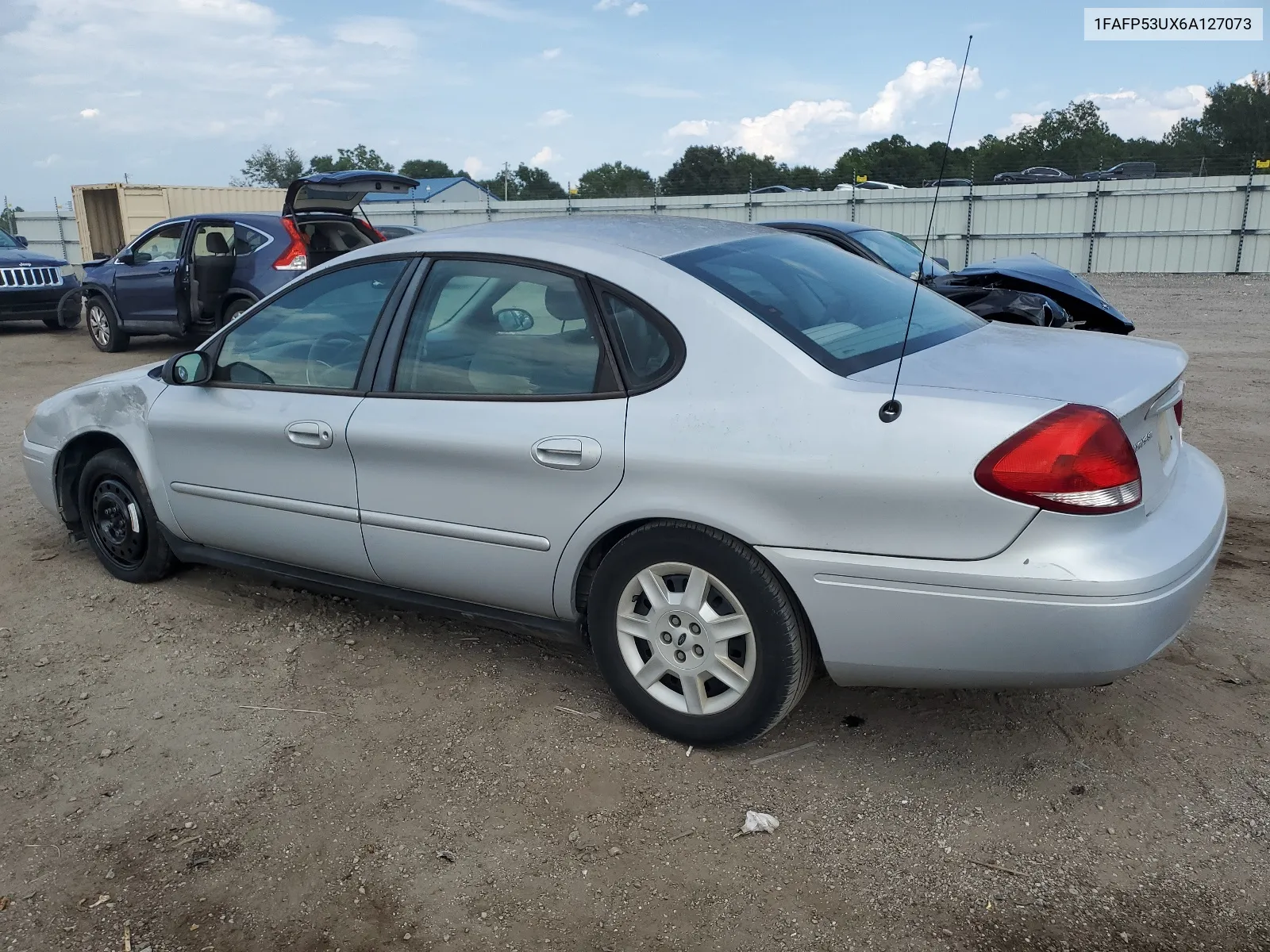 2006 Ford Taurus Se VIN: 1FAFP53UX6A127073 Lot: 67335584