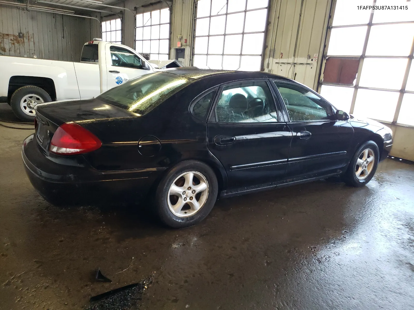 2007 Ford Taurus Se VIN: 1FAFP53U87A131415 Lot: 57501784