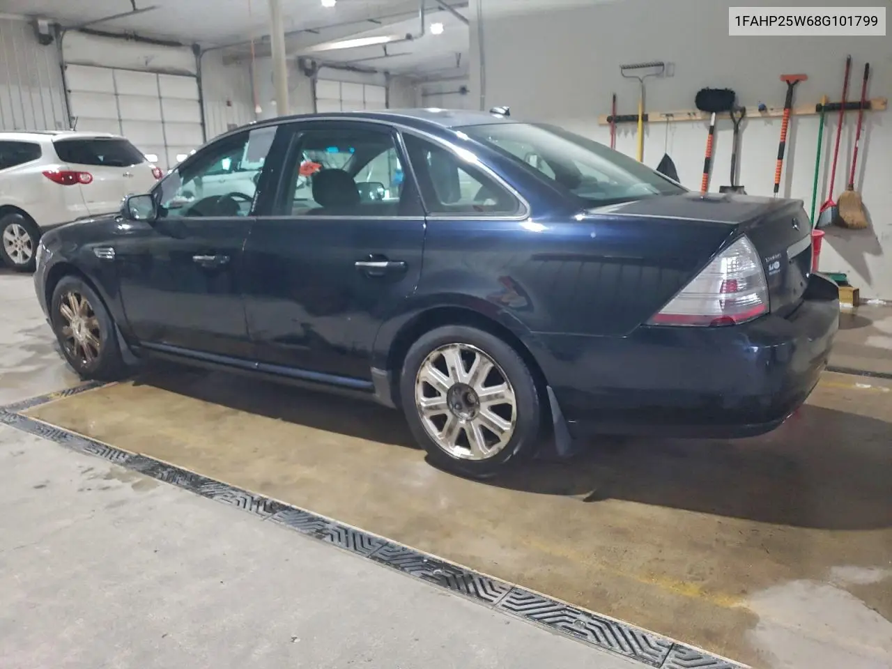 1FAHP25W68G101799 2008 Ford Taurus Limited
