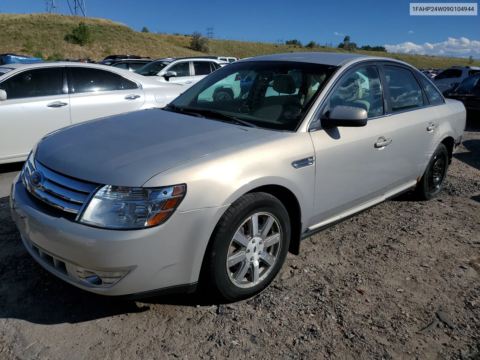 2009 Ford Taurus Sel VIN: 1FAHP24W09G104944 Lot: 61716074