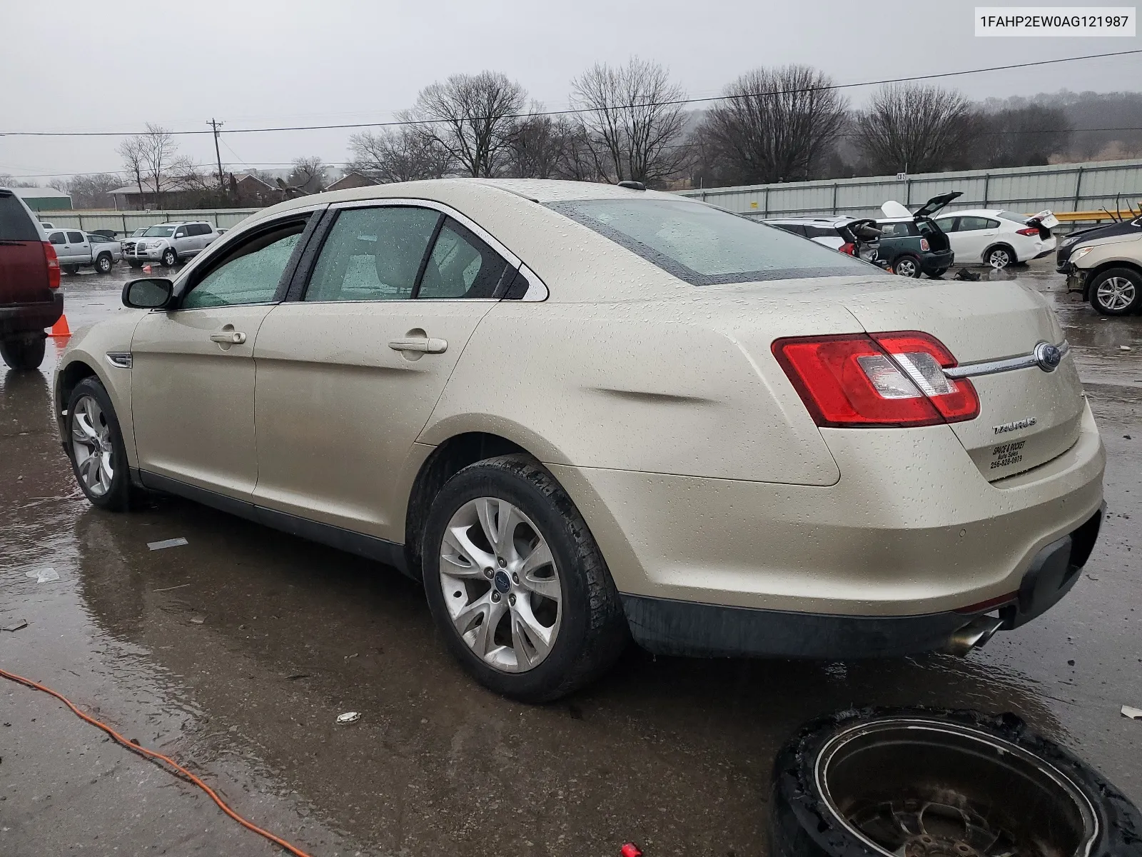 2010 Ford Taurus Sel VIN: 1FAHP2EW0AG121987 Lot: 38140814