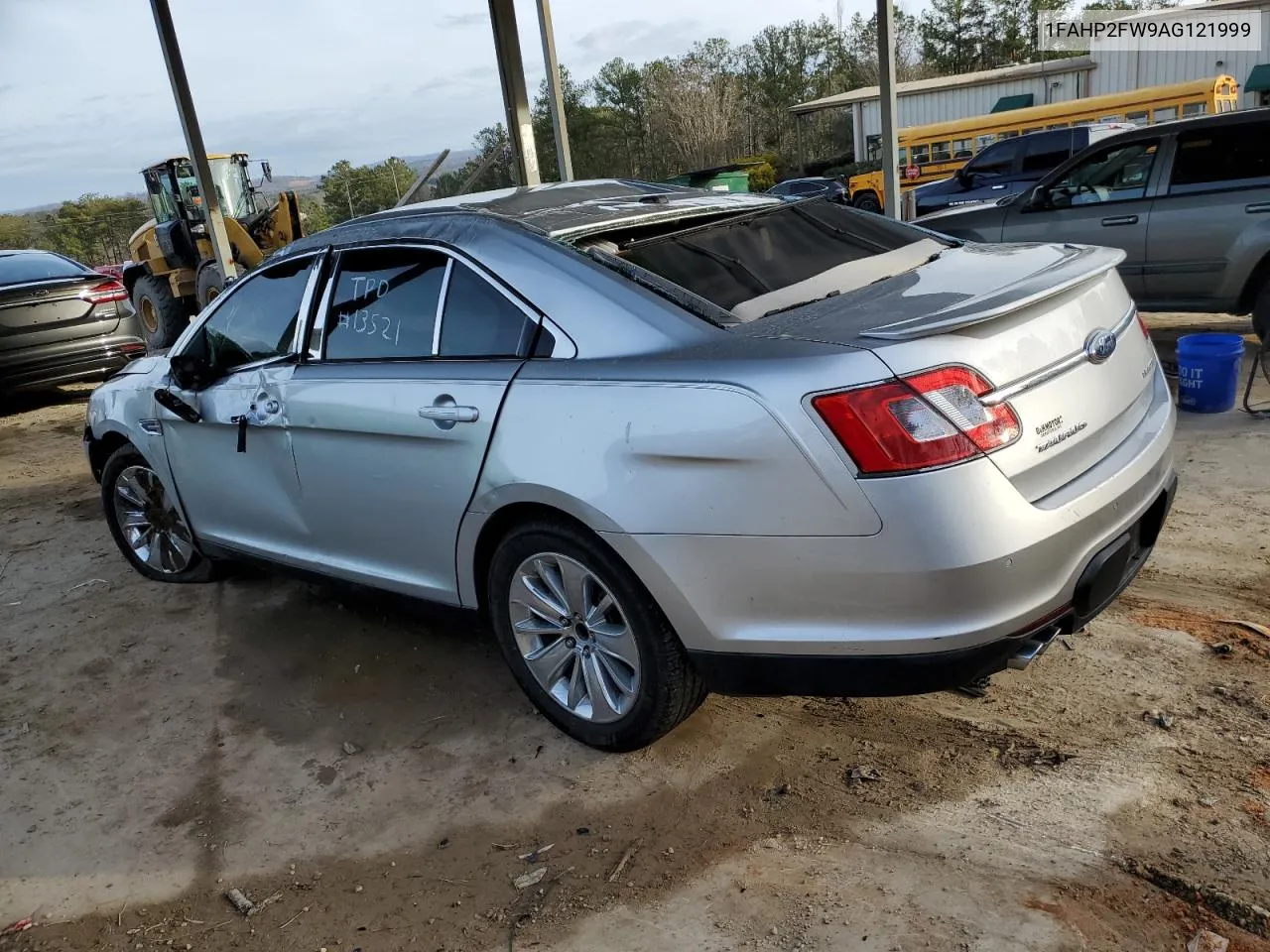 2010 Ford Taurus Limited VIN: 1FAHP2FW9AG121999 Lot: 39401904