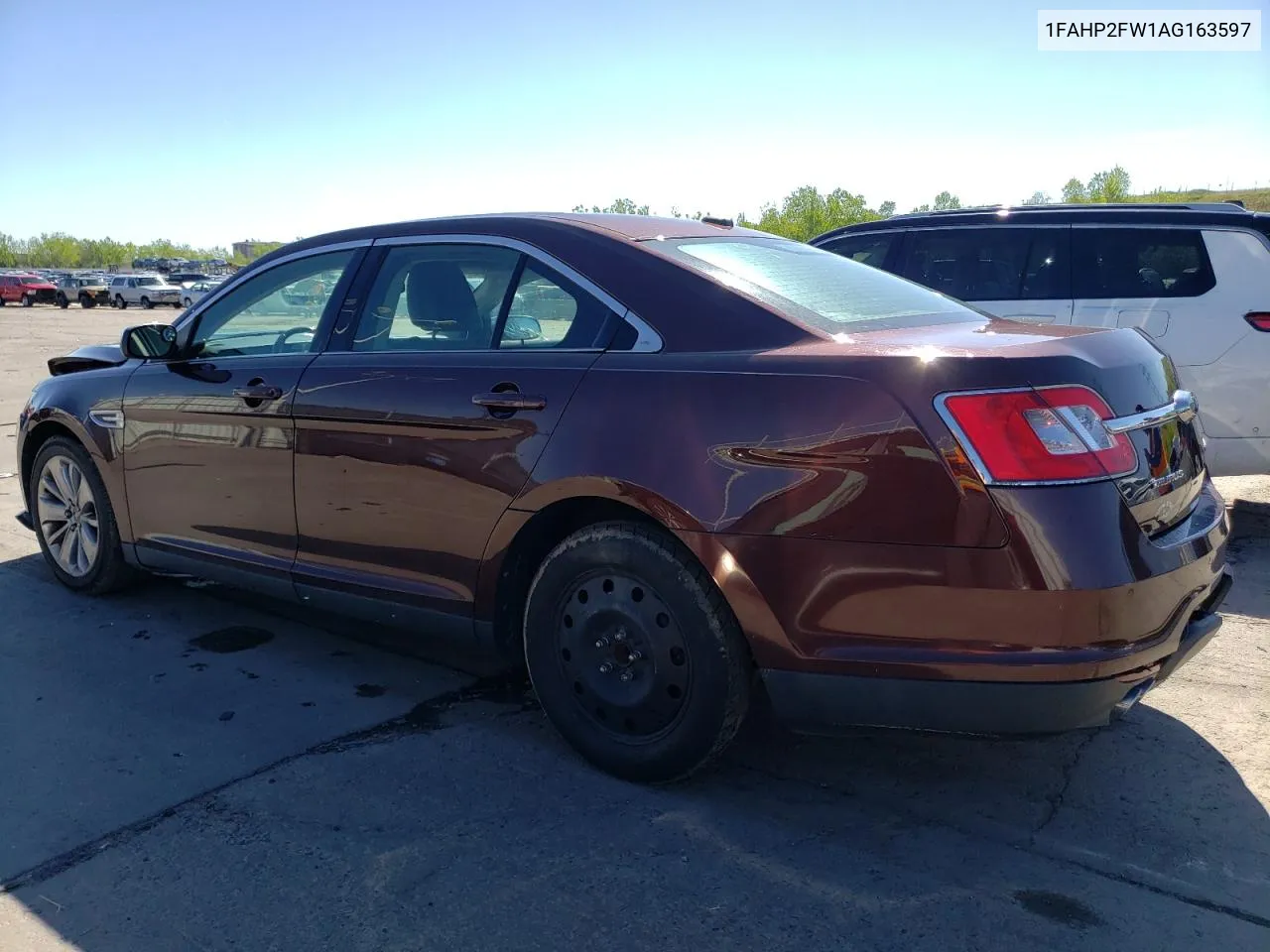 2010 Ford Taurus Limited VIN: 1FAHP2FW1AG163597 Lot: 55227354