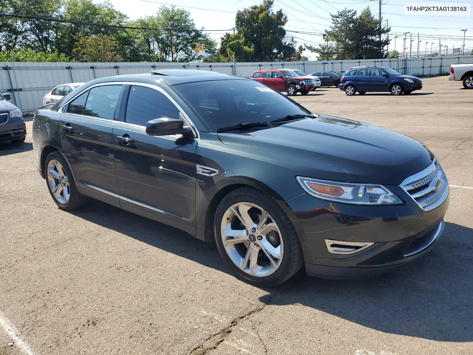 1FAHP2KT3AG138163 2010 Ford Taurus Sho