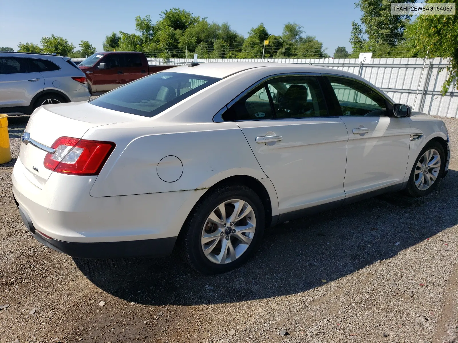 2010 Ford Taurus Sel VIN: 1FAHP2EW8AG164067 Lot: 63299344