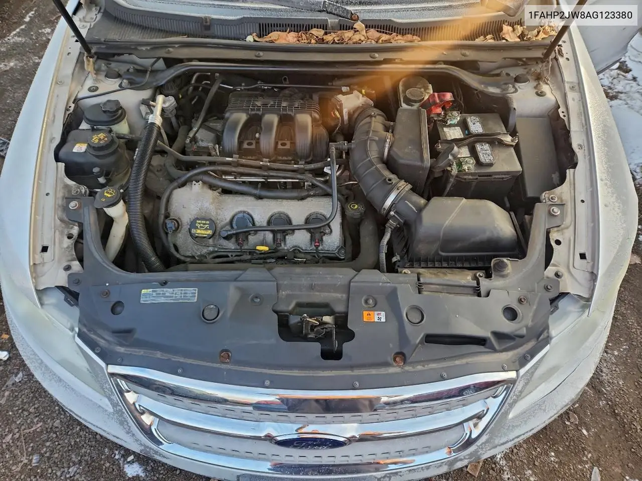1FAHP2JW8AG123380 2010 Ford Taurus Limited