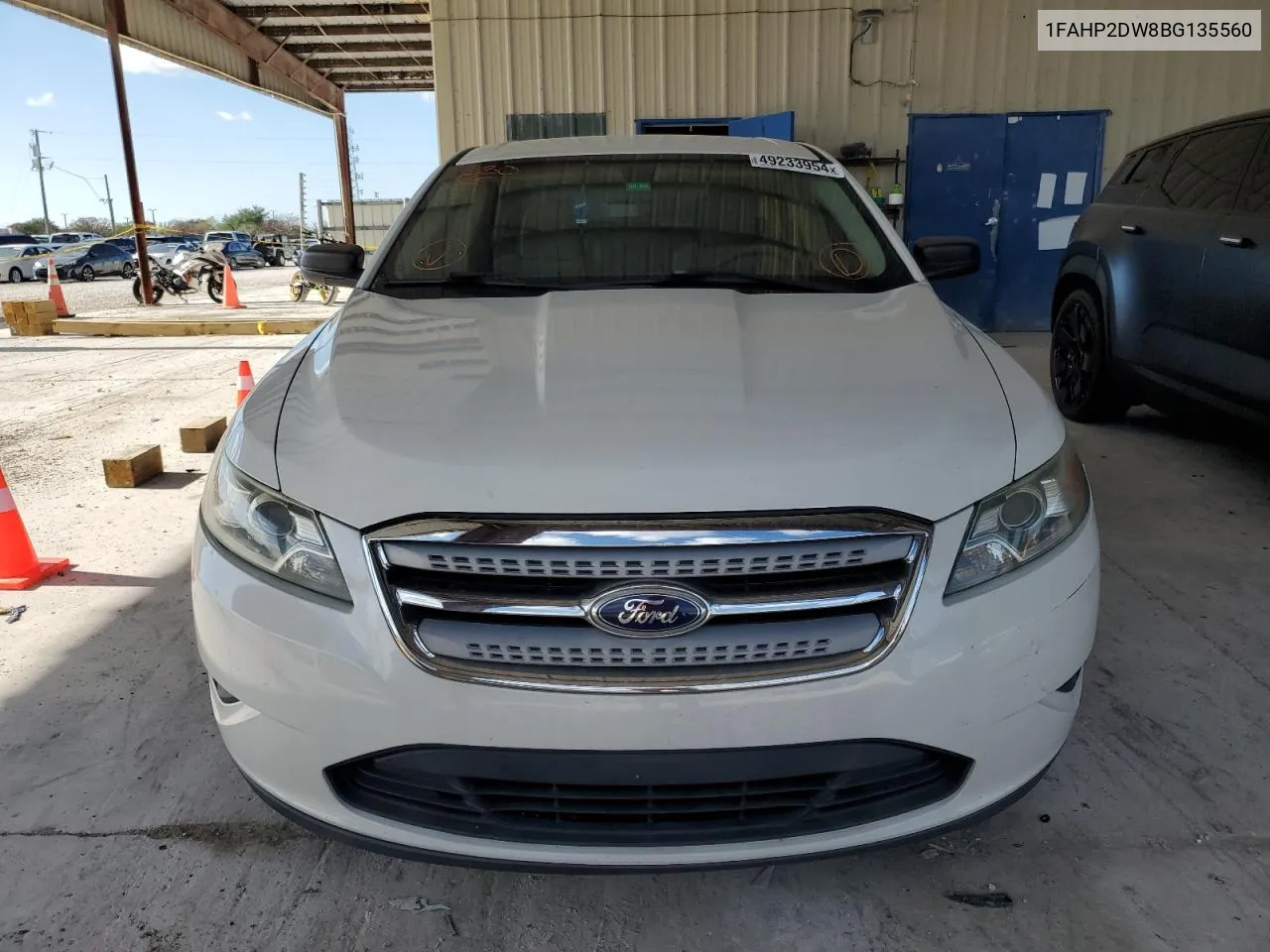 2011 Ford Taurus Se VIN: 1FAHP2DW8BG135560 Lot: 49233954