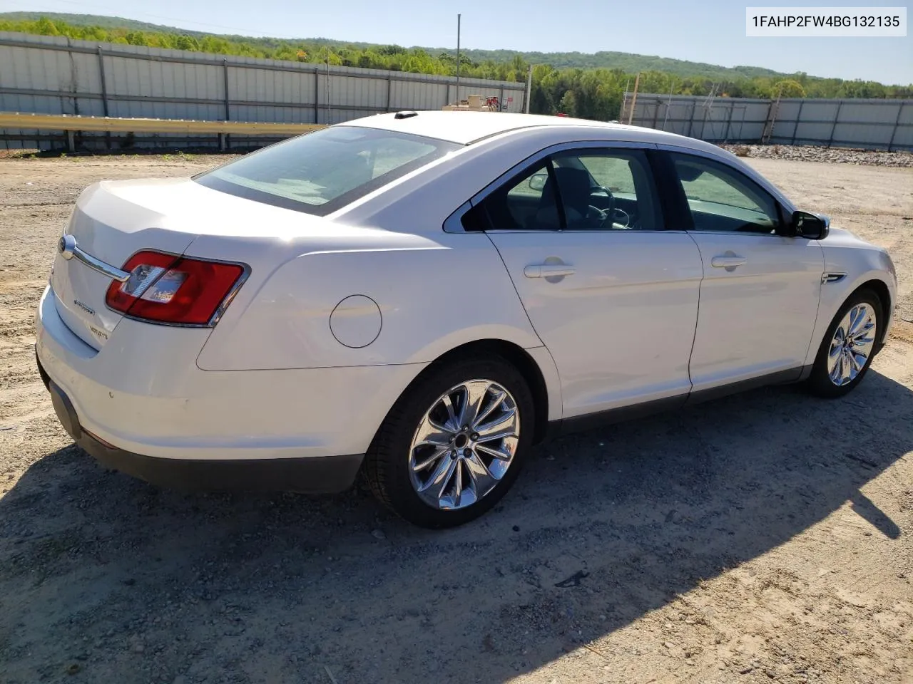 2011 Ford Taurus Limited VIN: 1FAHP2FW4BG132135 Lot: 52148904