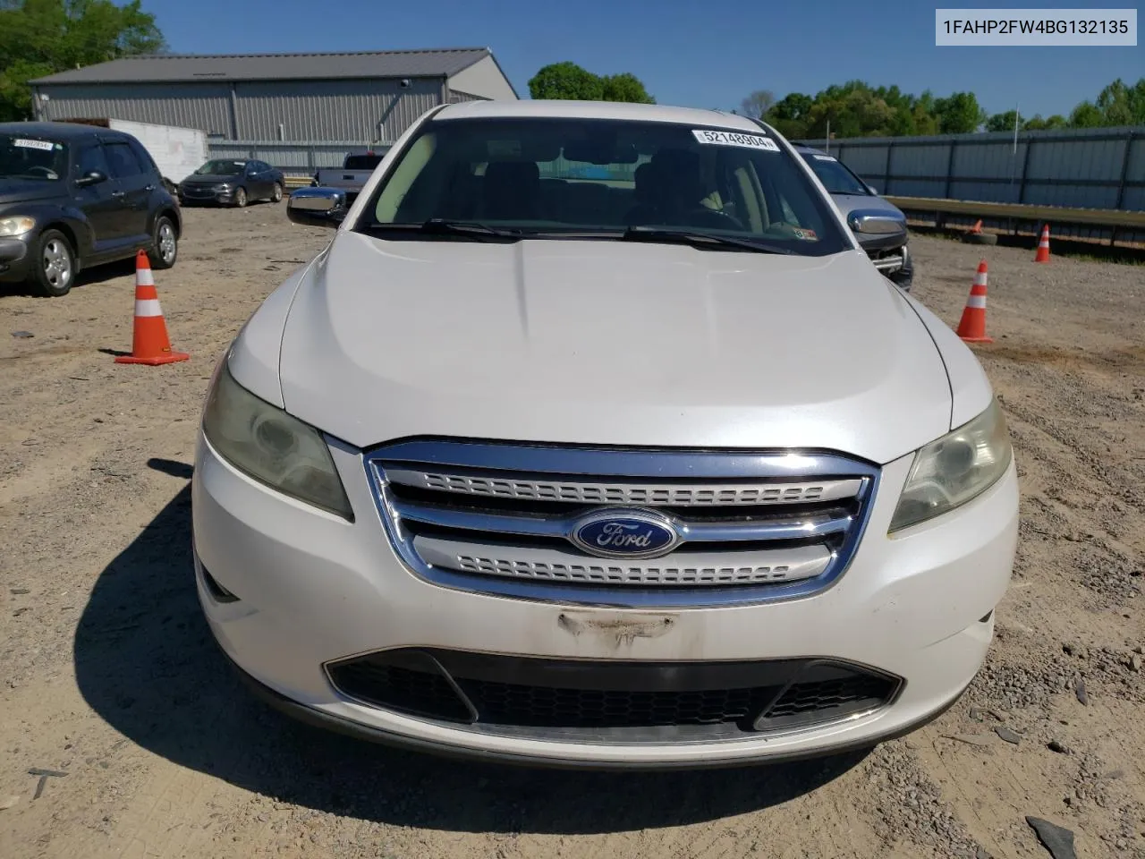 2011 Ford Taurus Limited VIN: 1FAHP2FW4BG132135 Lot: 52148904