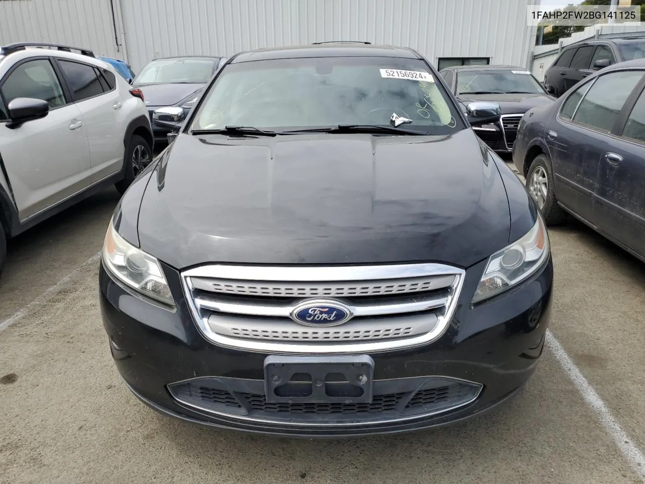 2011 Ford Taurus Limited VIN: 1FAHP2FW2BG141125 Lot: 52156924