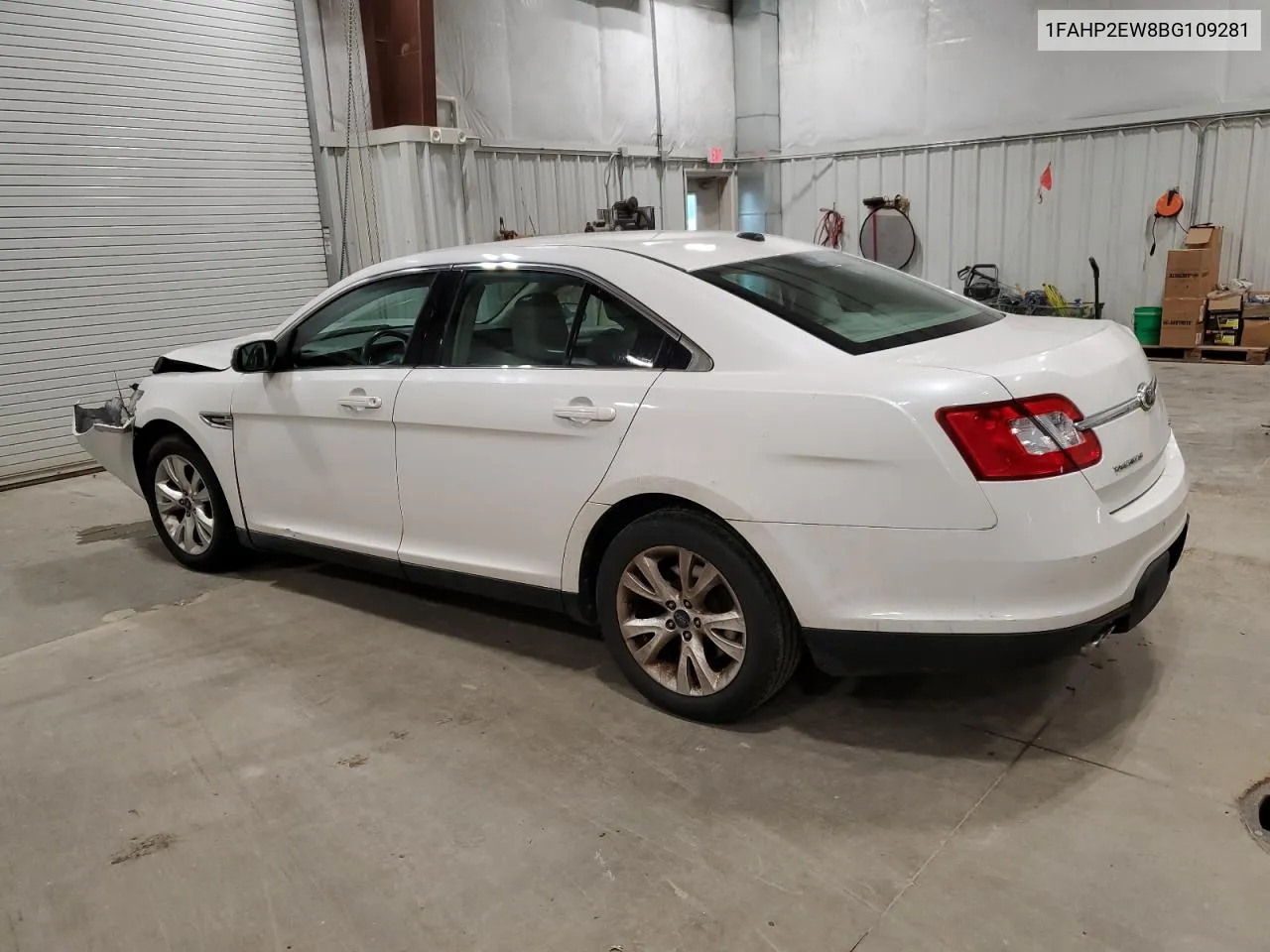 1FAHP2EW8BG109281 2011 Ford Taurus Sel