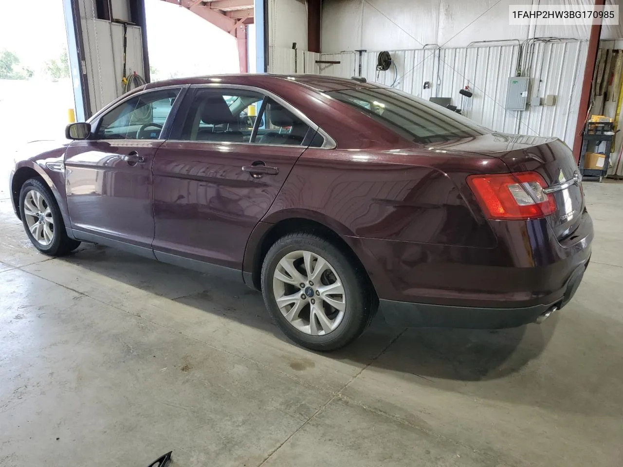 1FAHP2HW3BG170985 2011 Ford Taurus Sel