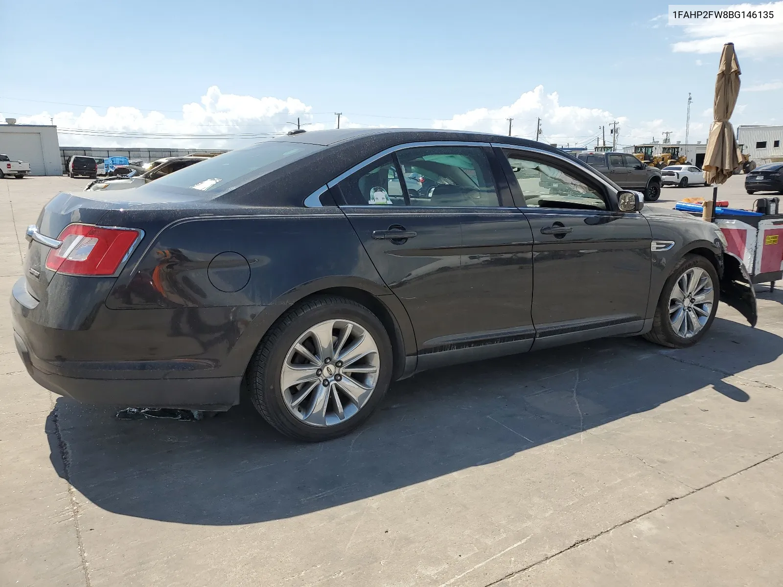 2011 Ford Taurus Limited VIN: 1FAHP2FW8BG146135 Lot: 63864084