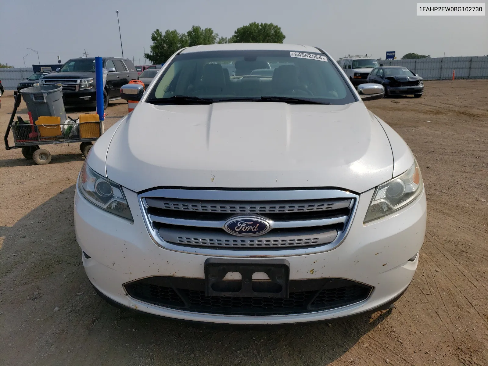 2011 Ford Taurus Limited VIN: 1FAHP2FW0BG102730 Lot: 64582564