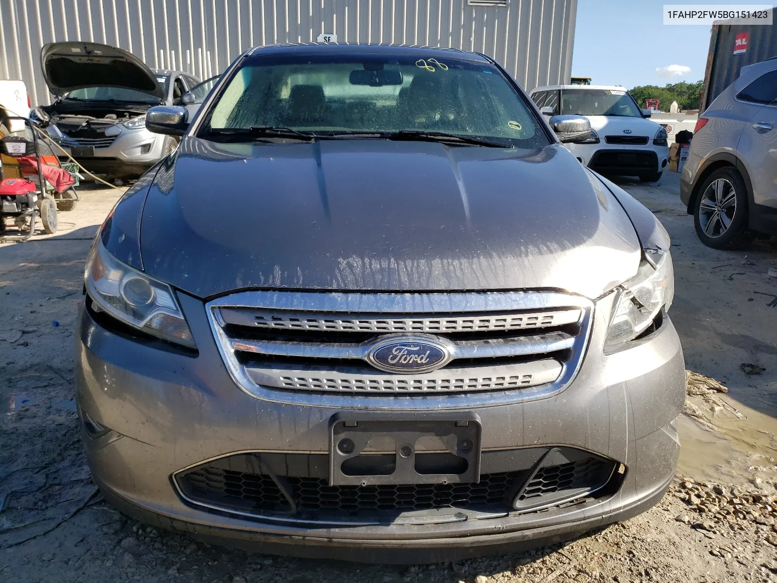 1FAHP2FW5BG151423 2011 Ford Taurus Limited