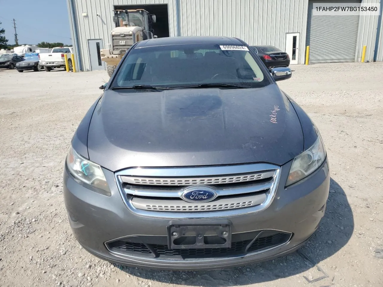 2011 Ford Taurus Limited VIN: 1FAHP2FW7BG153450 Lot: 69096024