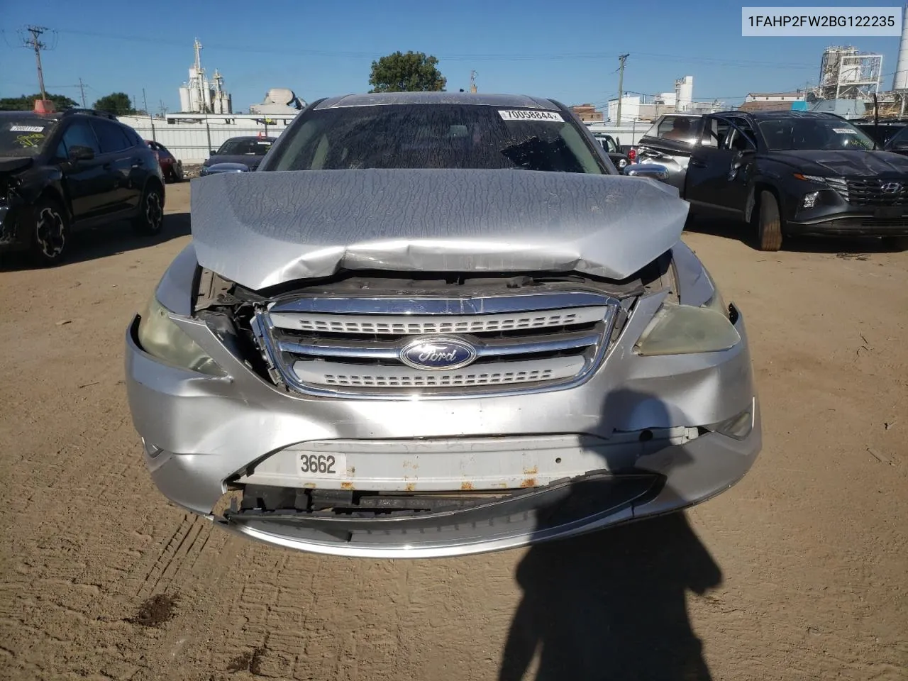 1FAHP2FW2BG122235 2011 Ford Taurus Limited