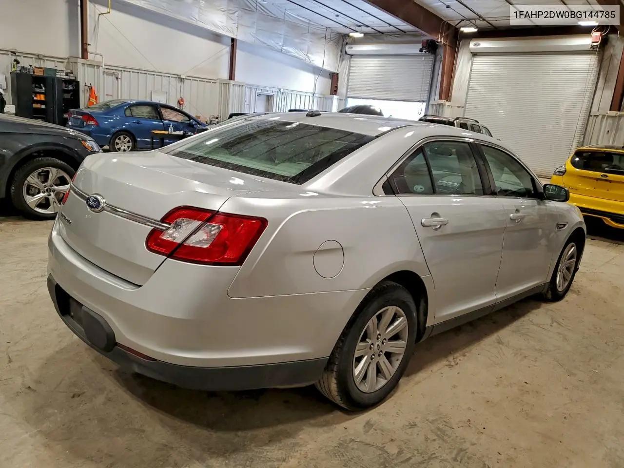 1FAHP2DW0BG144785 2011 Ford Taurus Se