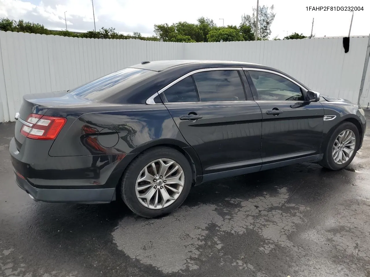 2013 Ford Taurus Limited VIN: 1FAHP2F81DG232004 Lot: 63405104