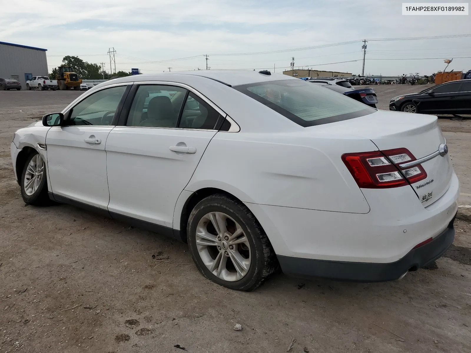 1FAHP2E8XFG189982 2015 Ford Taurus Sel