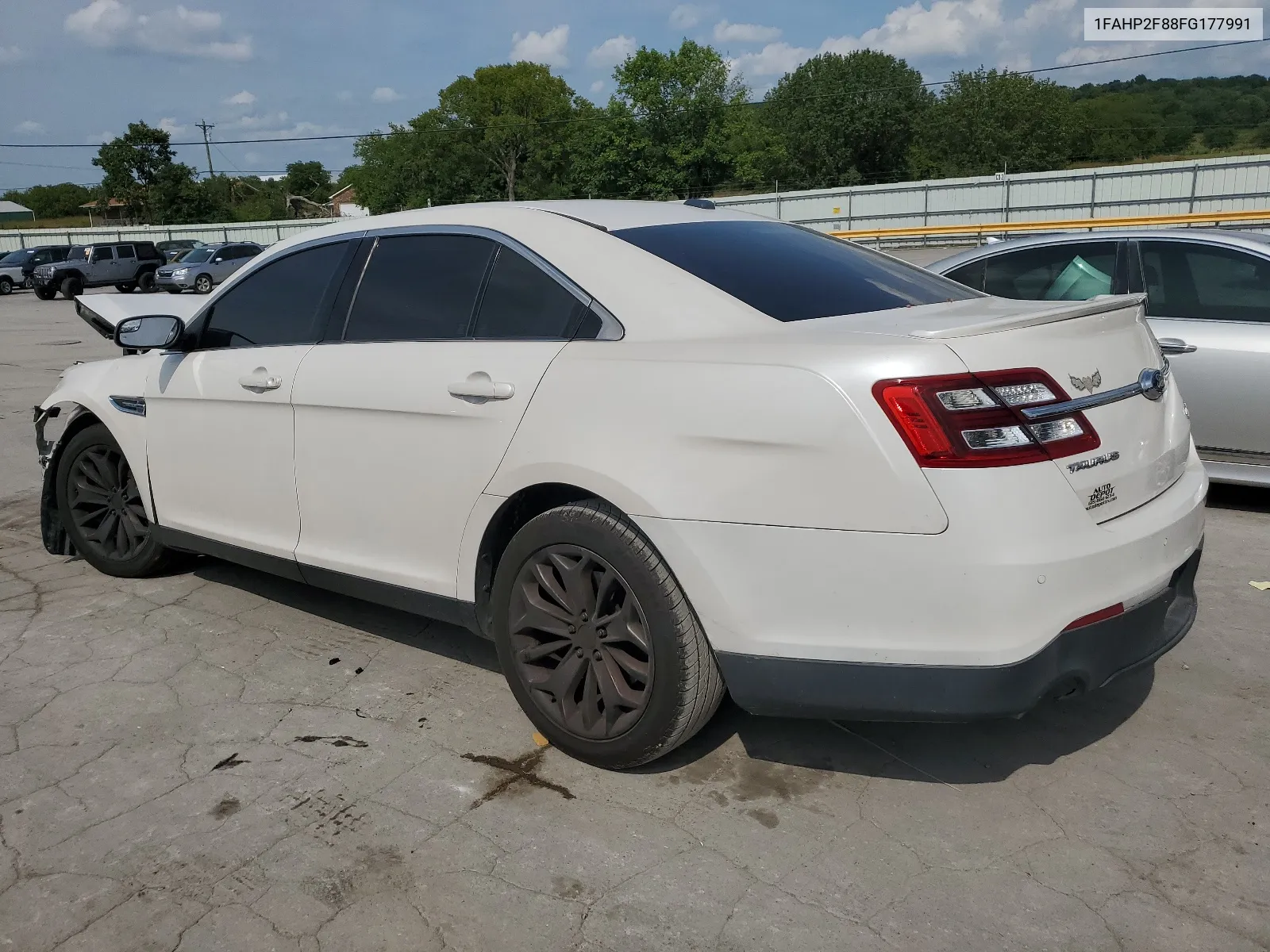 2015 Ford Taurus Limited VIN: 1FAHP2F88FG177991 Lot: 64243234