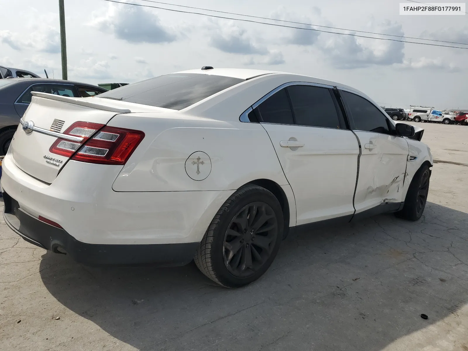 2015 Ford Taurus Limited VIN: 1FAHP2F88FG177991 Lot: 64243234