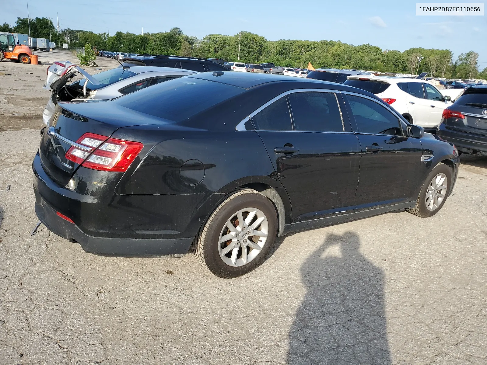 2015 Ford Taurus Se VIN: 1FAHP2D87FG110656 Lot: 67914424