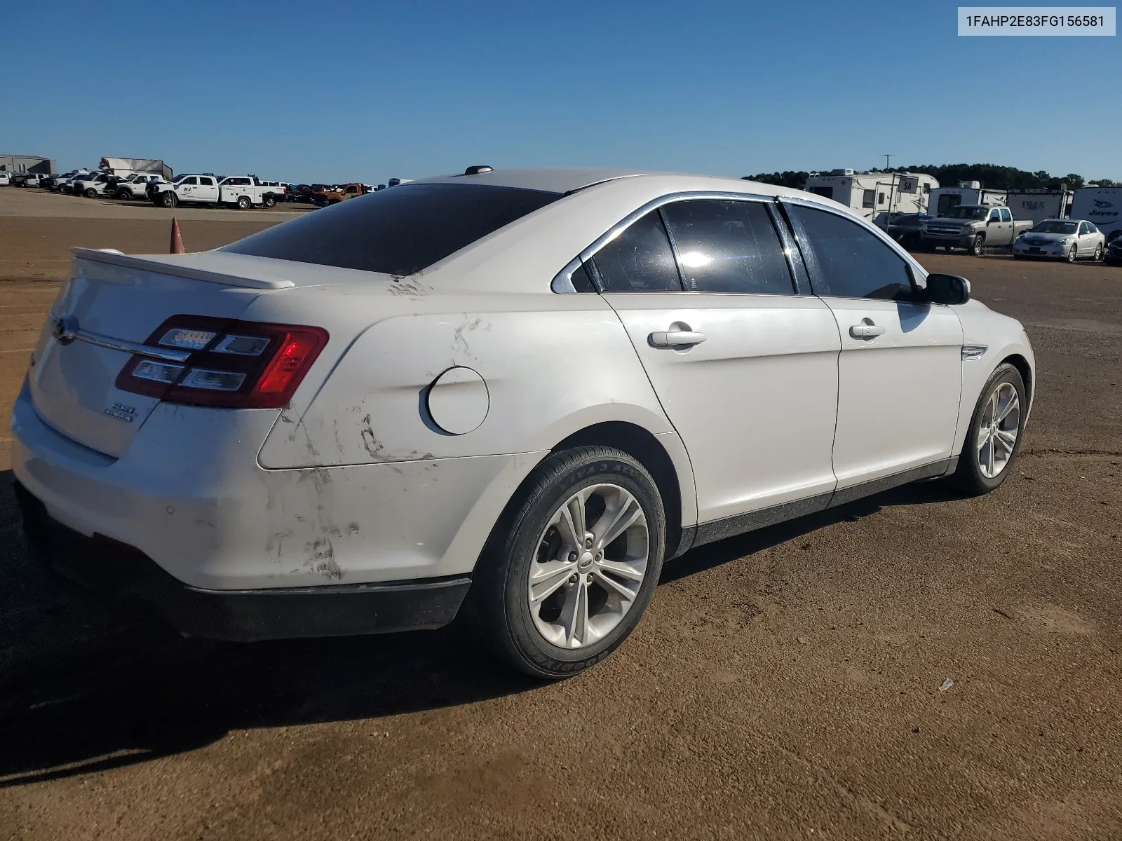 1FAHP2E83FG156581 2015 Ford Taurus Sel