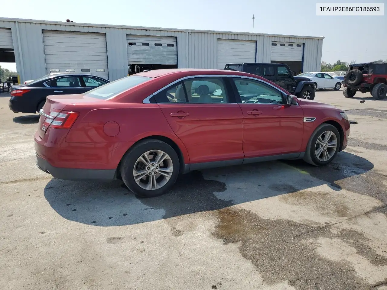 1FAHP2E86FG186593 2015 Ford Taurus Sel