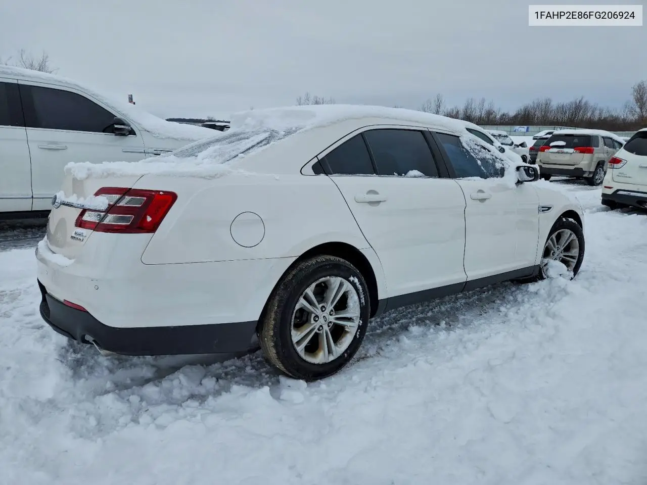 1FAHP2E86FG206924 2015 Ford Taurus Sel